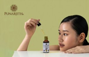 Kumkumadi Taila Face Glow Oil, best face oils for glowing skin, kumkumadi taila oil for face glow